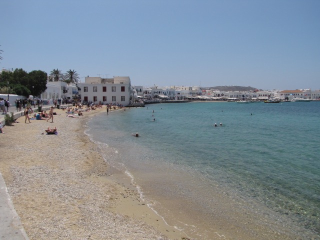 A picture of the Beautiful waters in Mykonos, Greece