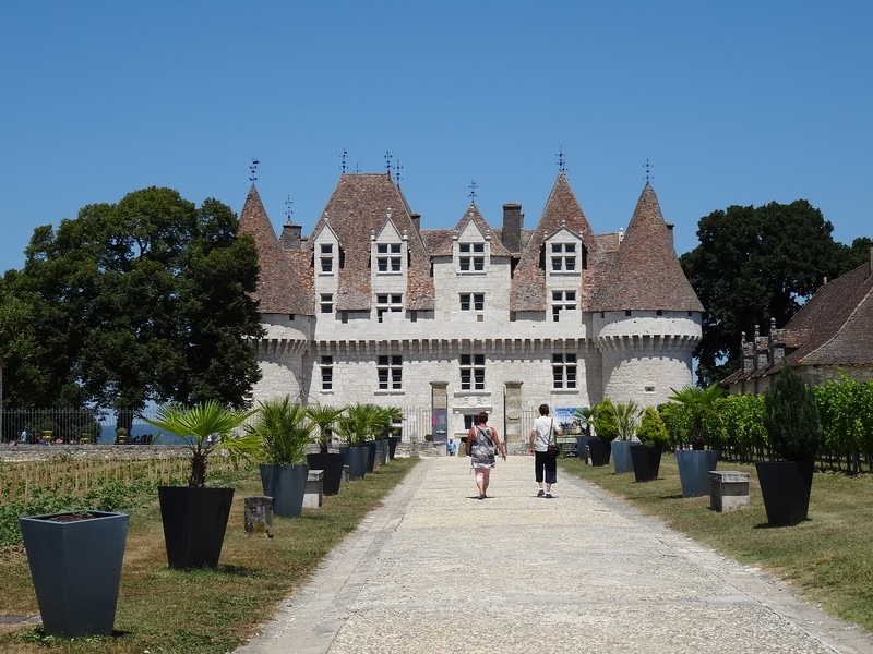 Chateau of Monbazillac Uniworld river cruise tour
