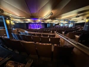 Theatre Onboard Oceania Vista